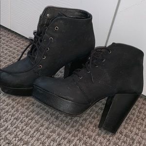 Steve Madden Lace up bootie heels